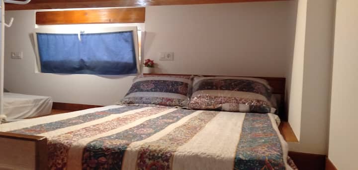 سرير ميزانين