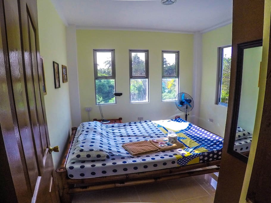Bed room