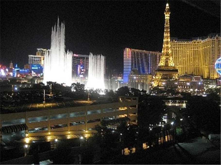 Another night view to show that Las Vegas comes alive at night. It is the only true city that never sleeps. View from the Jockey Club at night. This is the Bellagio famous Water Fountains. NOTE: Not all rooms have this room and you are NOT guaranteed to get this. Only 50% have rooms and the rooms are assigned at time of check in ONLY, not in advance. Sorry I have no control on that. We run this like a hotel....efficiently.