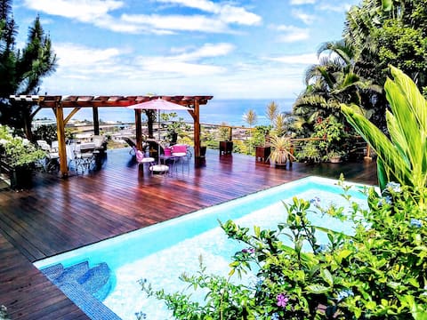 FARE SUNNY, luxueux bungalow vue mer PUNAAUIA