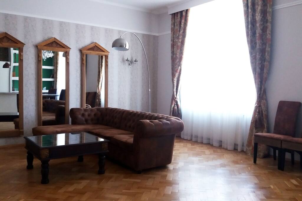 Living area with kitchen 3