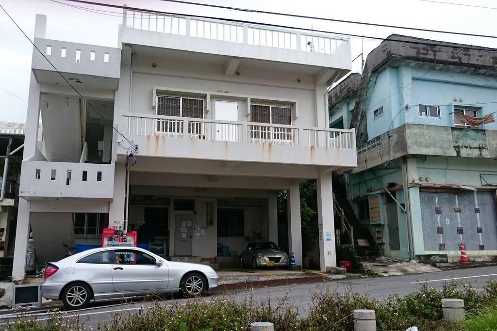 koza share house building