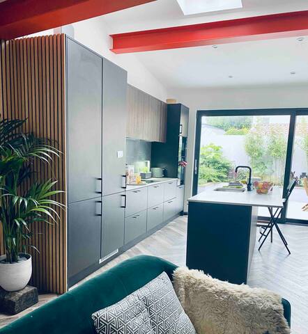 Modern Family House – Irishtown D4 gallery image 5