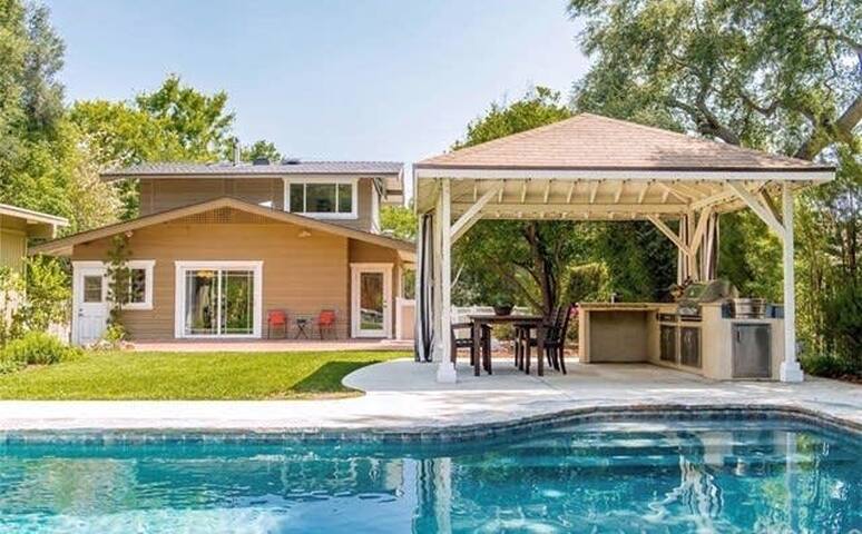 Beautiful craftsman home with spa & pool.