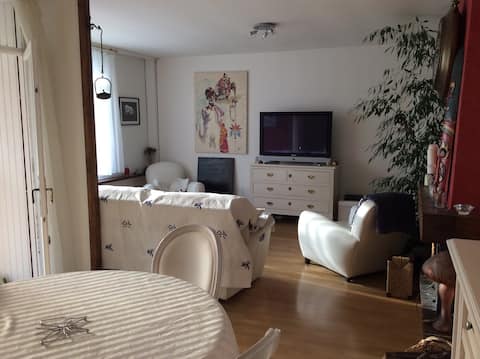 Popular Airbnb listing: Nice pavilion near the forest - n° 5 of CHANEL in Évreux