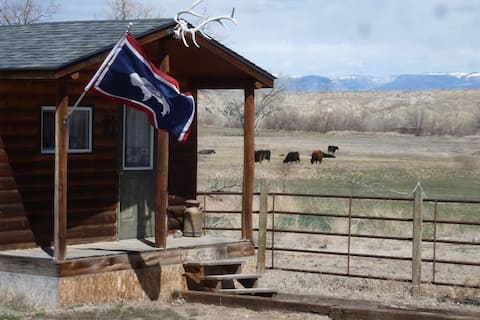 Bunkhouse near Cody and Yellowstone