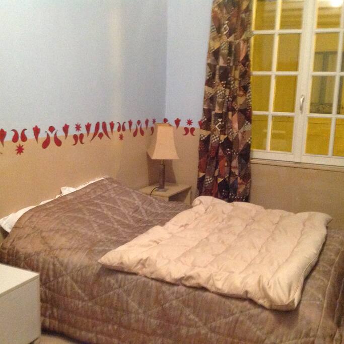Chambre double avec lit parapluie si besoin
Literie neuve