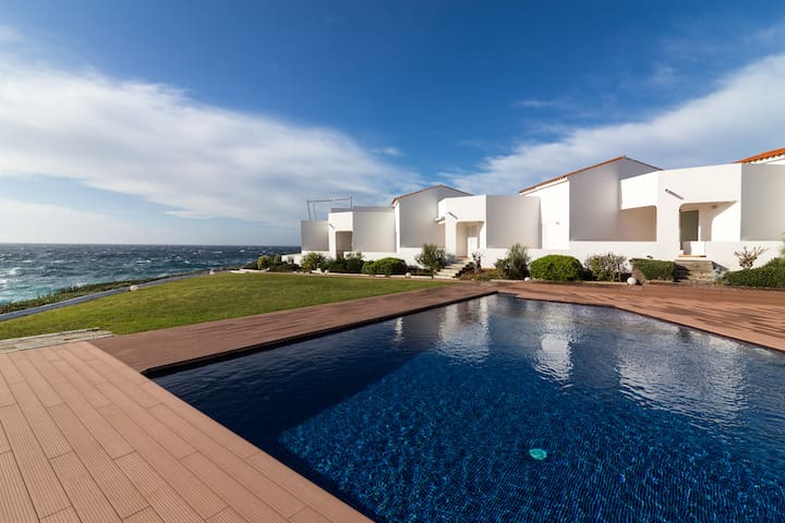 Villa Bini | Direct sea access and swimming pool