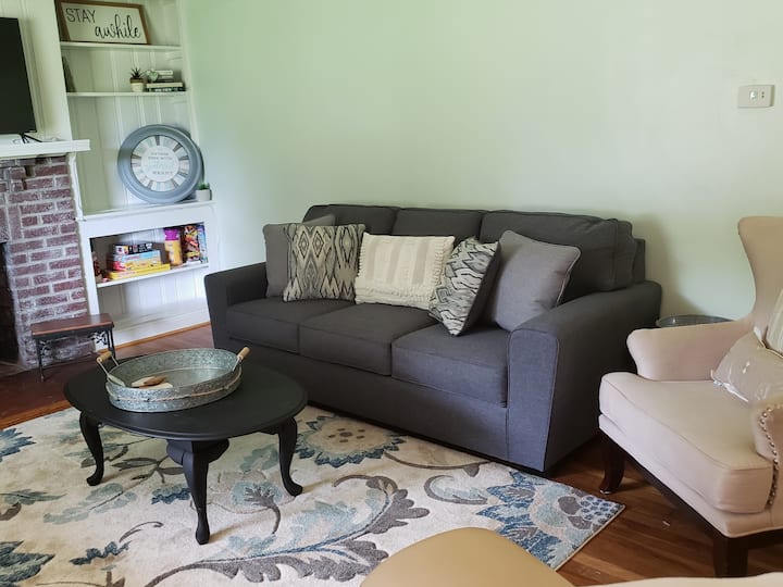 Brand new, queen sleeper sofa in living room 