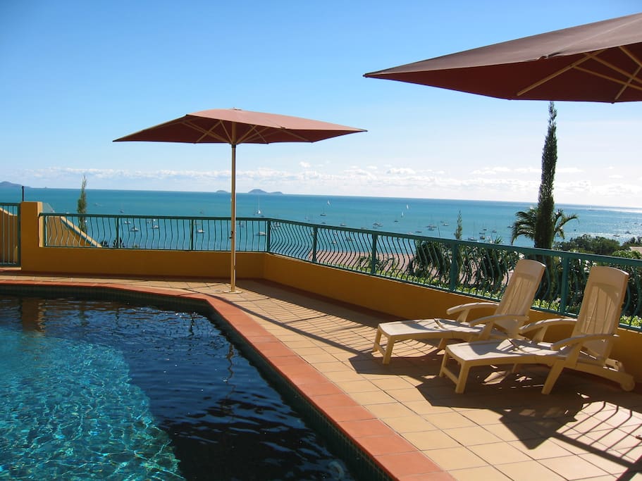 even the pools have views!