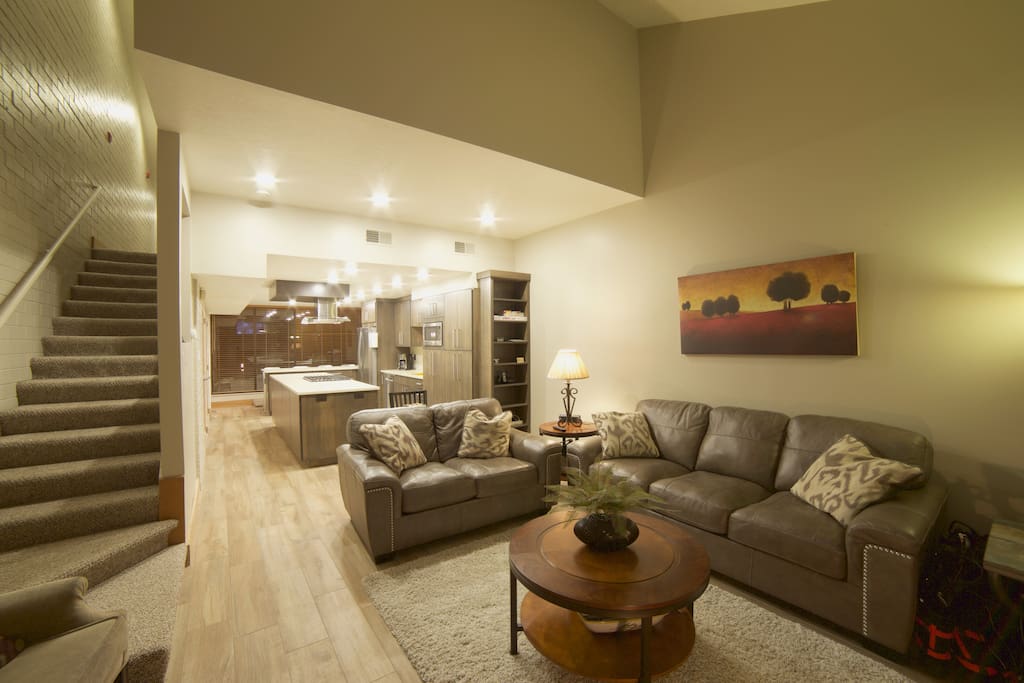 Spacious living room