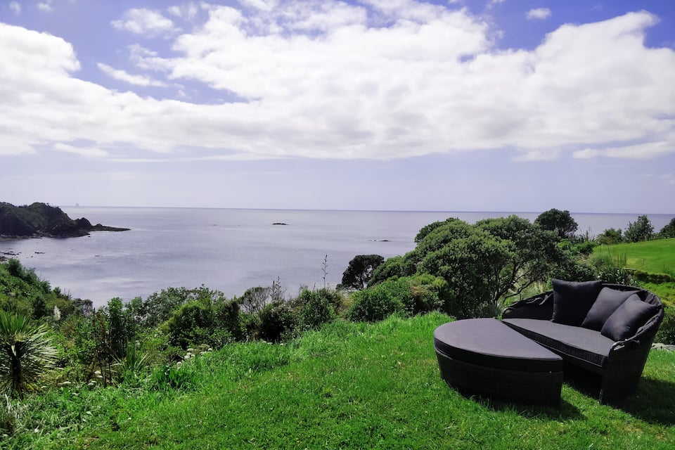 Knights in Residence, on the Tutukaka coast, Tutukaka, Northland, New Zealand, photo 6 of 10
