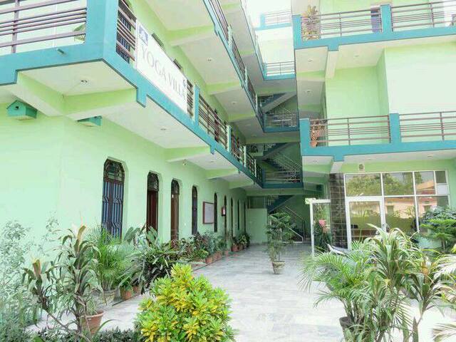 YOGA VILLA  - QUIET YOGA HUB