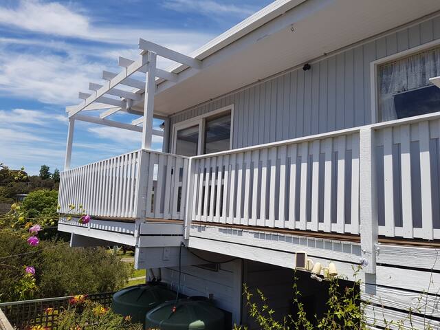 Relaxing Rye gallery image 3