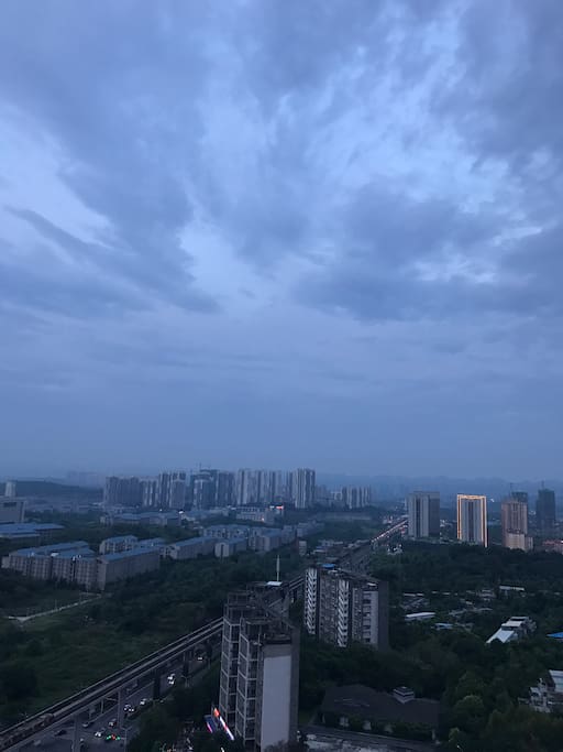 阳台风景之风雨欲来