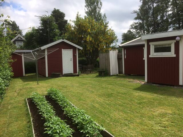 Airbnb Berghem Vacation Rentals Places To Stay Vastra