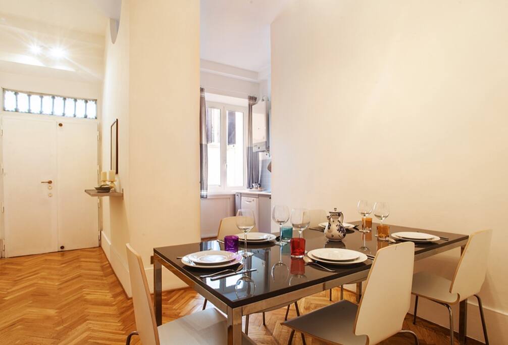 living pranzo cena colazione
