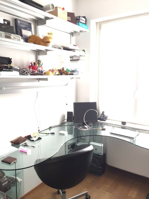 Bedroom - desk