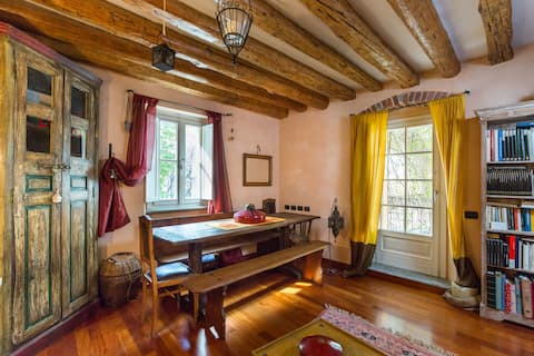 Top Airbnb: Historic home in the center of Aosta (CIR 0369) a Aosta