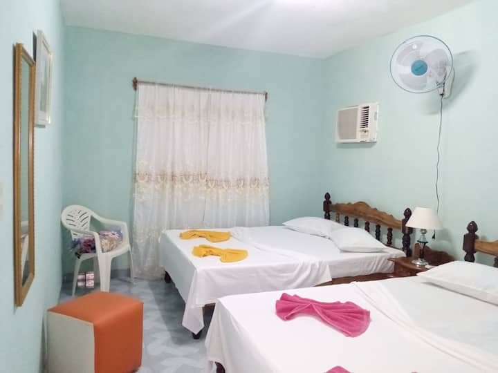 Este é o primeiro quarto com casa de banho separada.