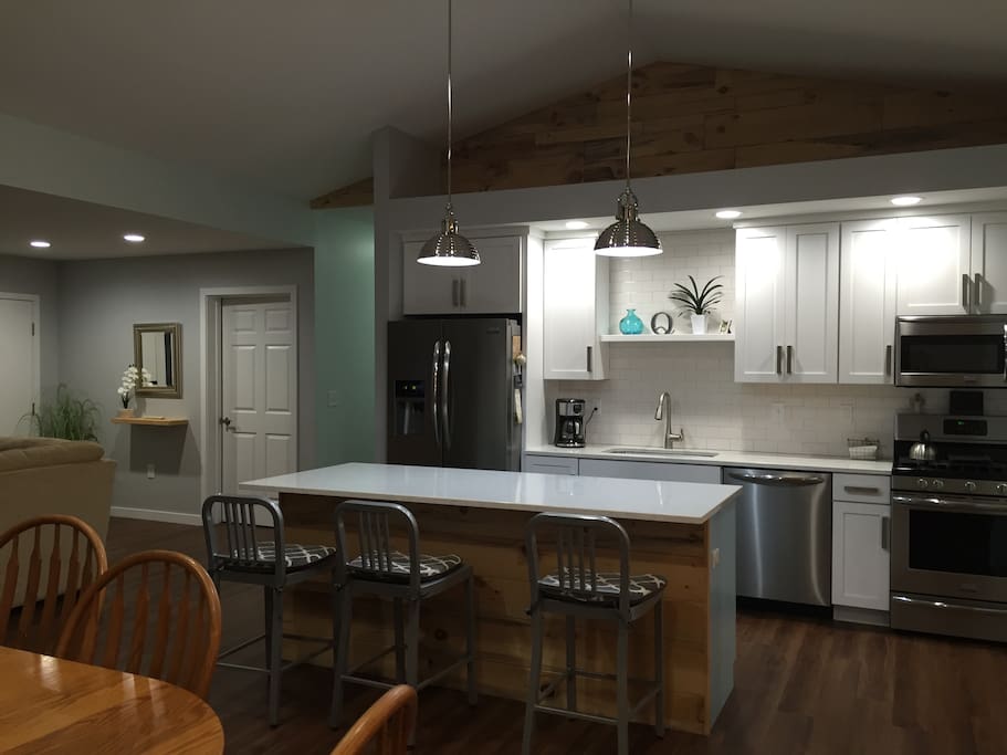 Kitchen/Dining