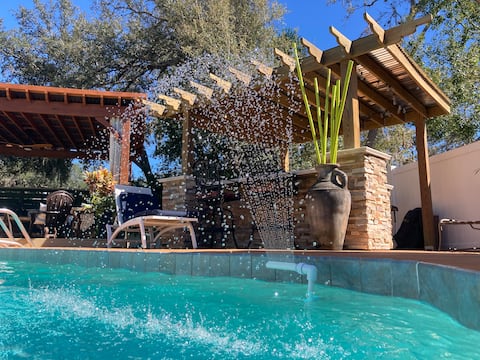 Villa with Guest House & Pool-Patio