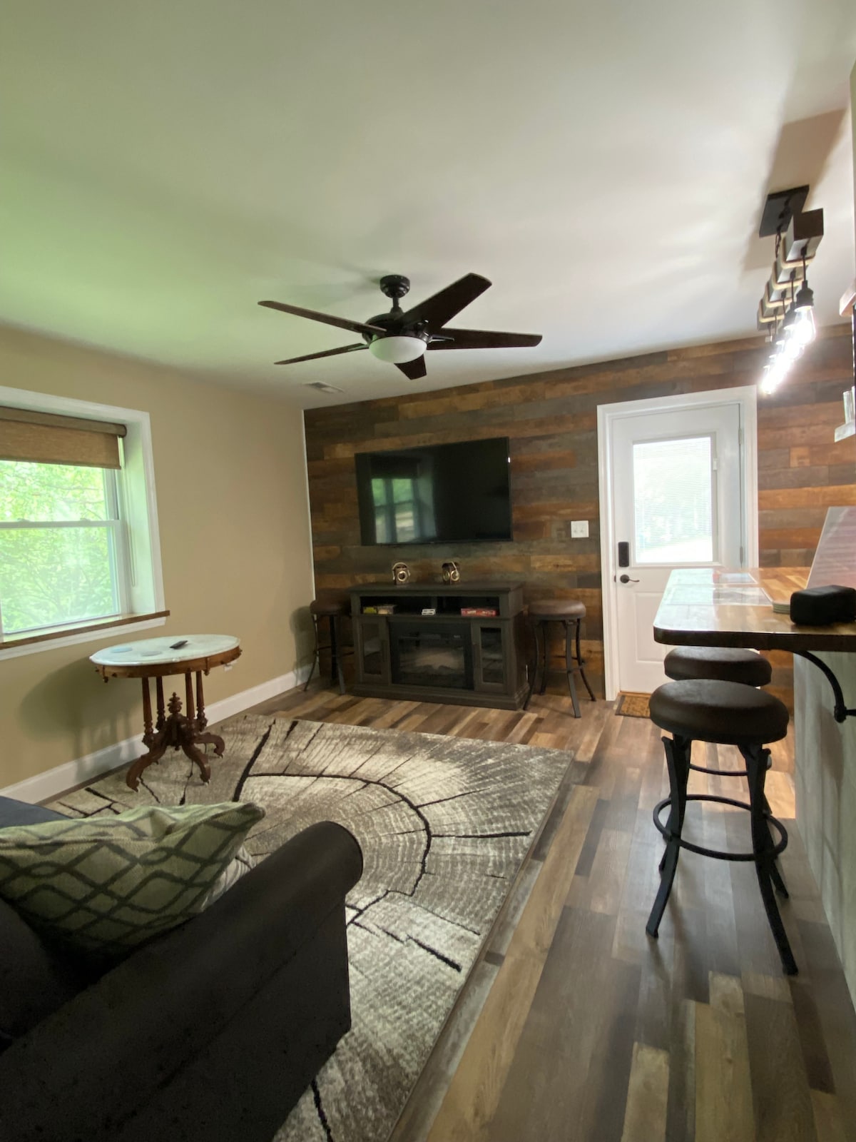 Cataract Falls Lodge