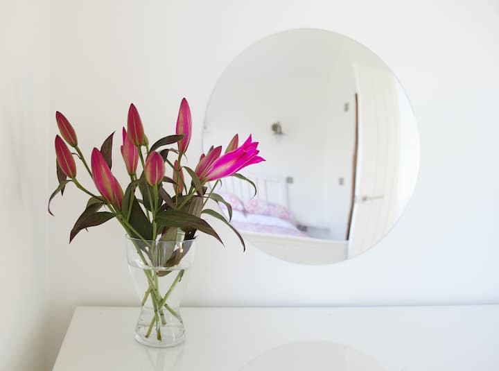 Fresh flowers provided