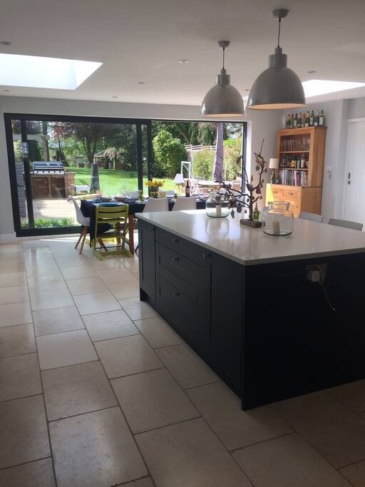 Light Spacious kitchen