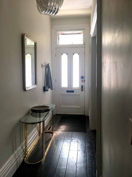 We have smart locks on the front and back doors, so you will not need to pick up or return keys. They can work with a smartphone or the house's keypads.