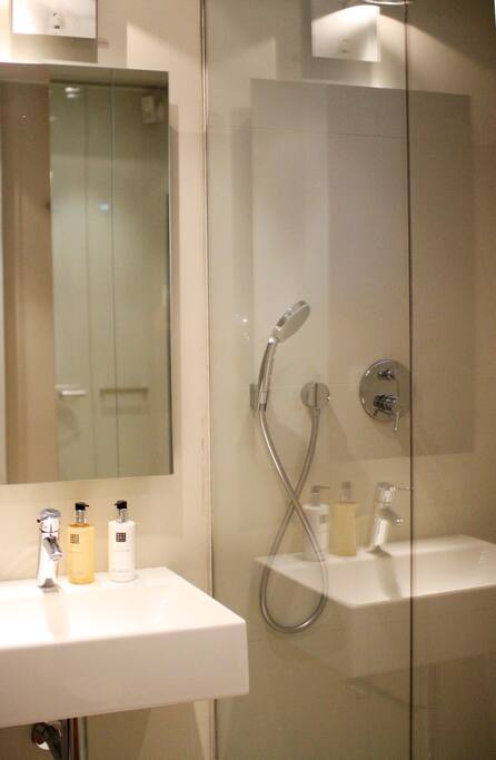 Shower including toiletries