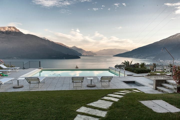 Lake Como -  Apart. "Amicizia"