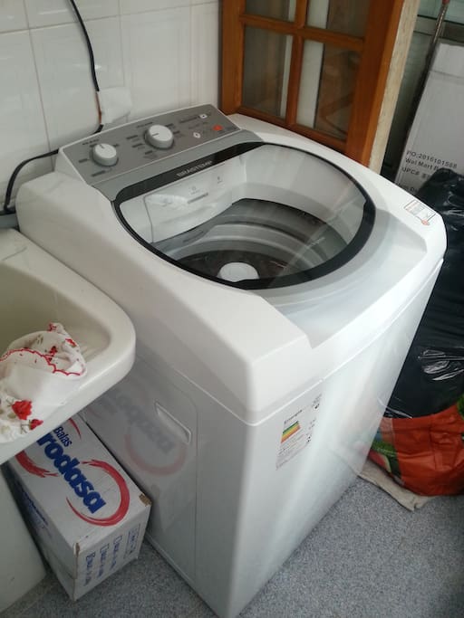washing machine available to guests