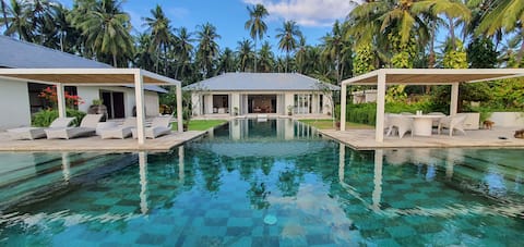 BEACHFRONT TRANQUILITY