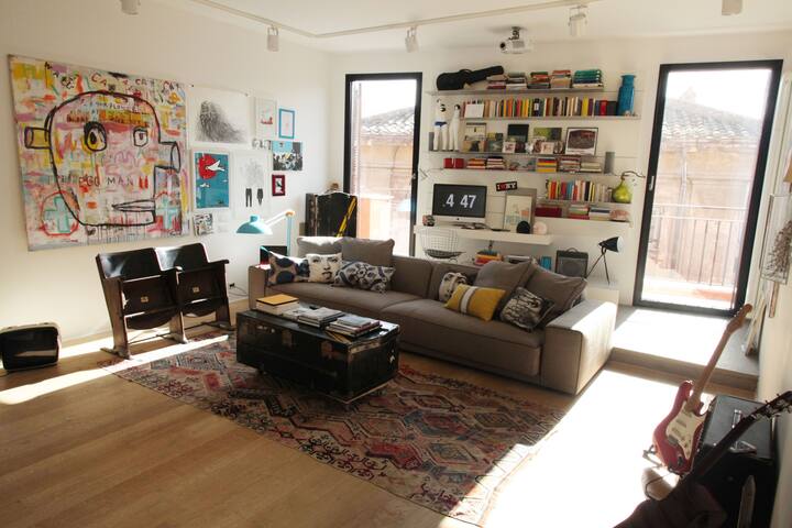 An amazing family house gallery image 3