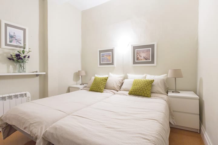 Double bed room Old Part WIFI