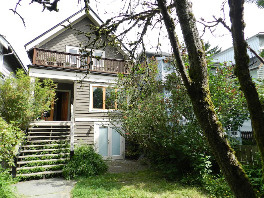 House-view from the side-walk