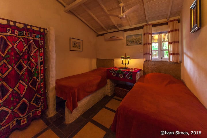 Ერთადგილიანი ნომერი