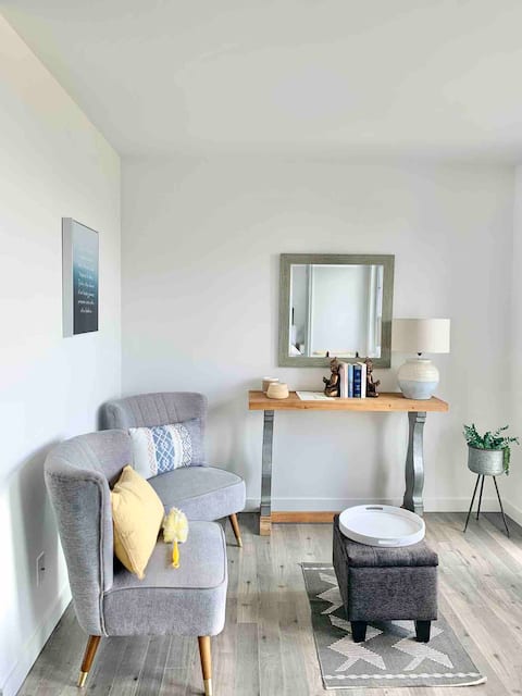 Top Airbnb: Small house in beautiful Cap-À-L'Aigle in Charlevoix Est
