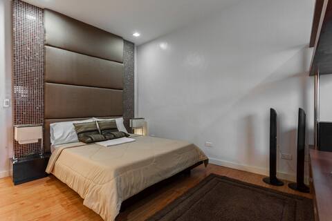 Modern Country Home in Tagaytay with Wifi