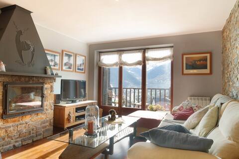 Casa del Fotógrafo Telework from Valle de Aran