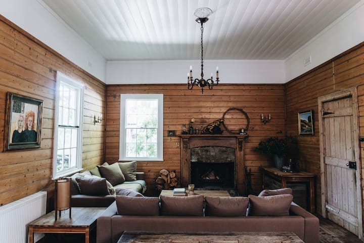 Poets Lodge Daylesford - Luxury Group Stays - Daylesford