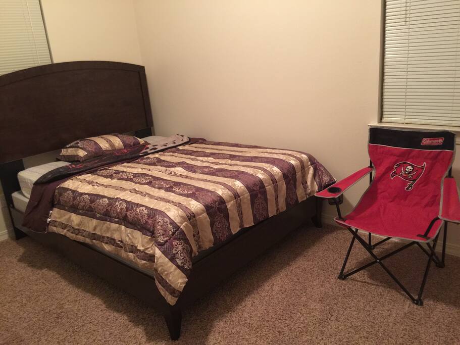 I whttps://airbnb.com/rooms/8161107?s=8&user_id=47846000&ref_device_id=a4bbaeb1e4705f80ddfd13f495dfbf1cba98268bee