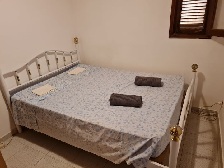Dhomë gjumi 2
