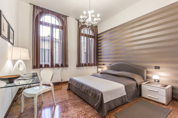 Ca’ Del Monastero 1 Apartment for 4 Guests! gallery image 5