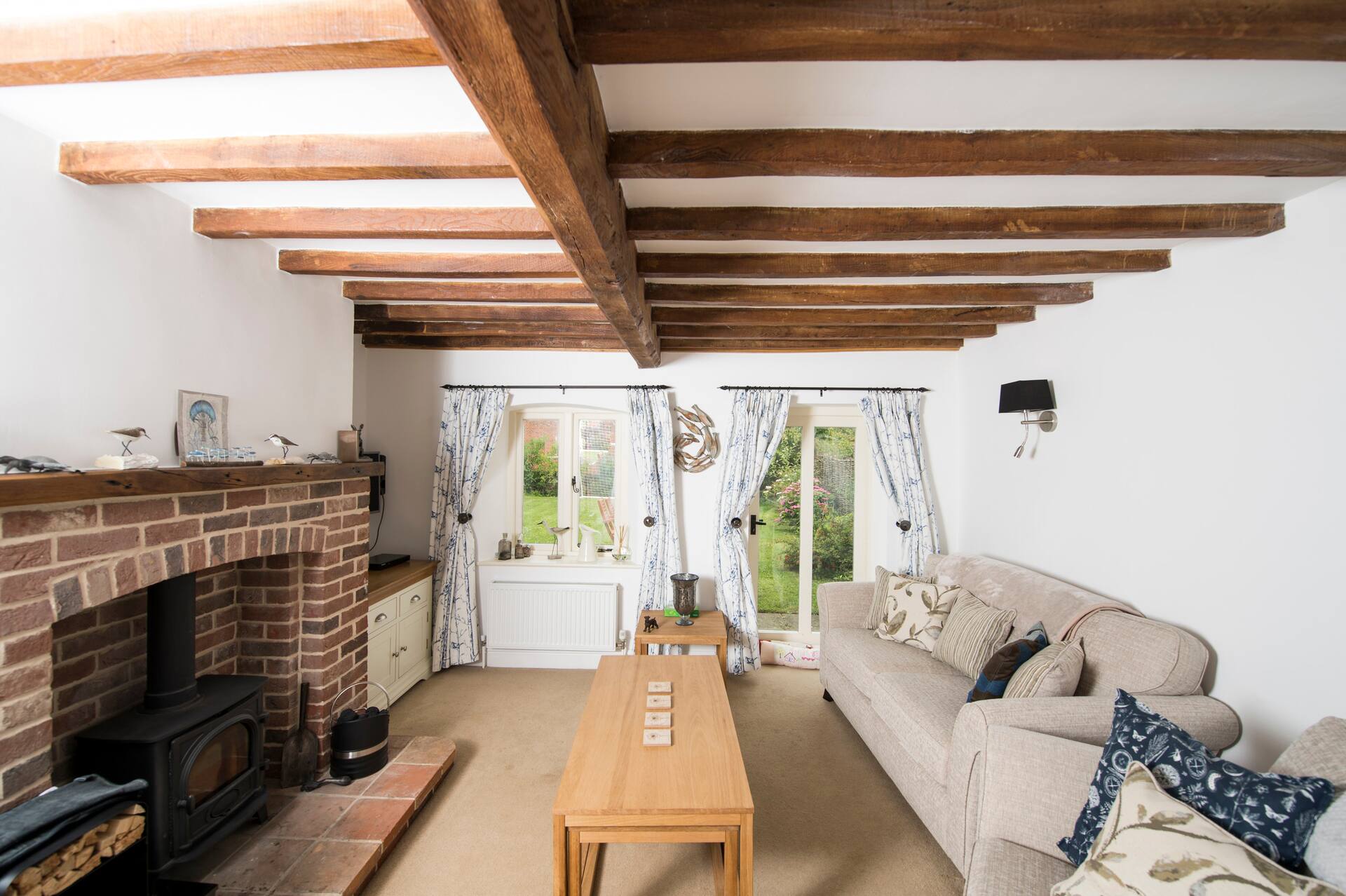 Harvey Cottage Barney 2 bed 2 bath- — photo 5