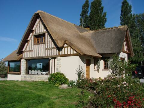 Charming cottage with pool