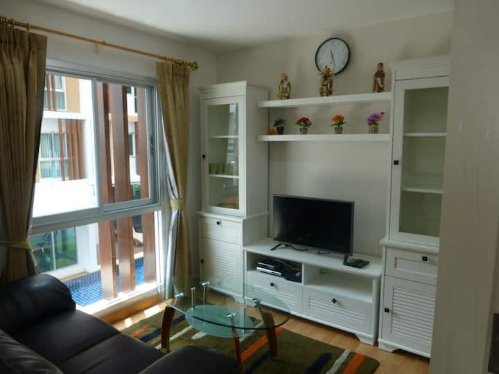 1 Bedroom Apartment, Living Room Pool, Gym Laundry - Mueang Udon Thani District