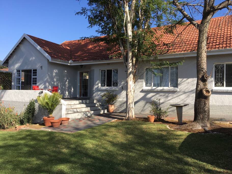 Steps leading up to verandah