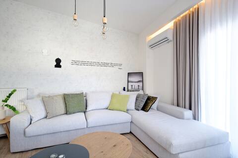 Modern Spacious Apartment in Athens for Groups